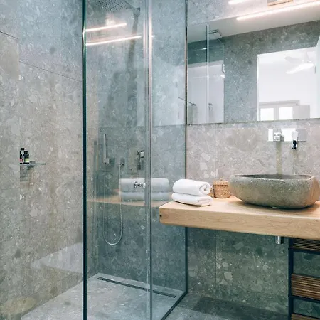Anassa * Alikí